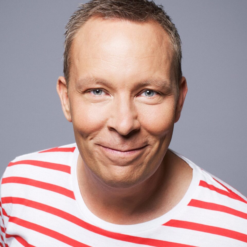 Boka Patrik Larsson här