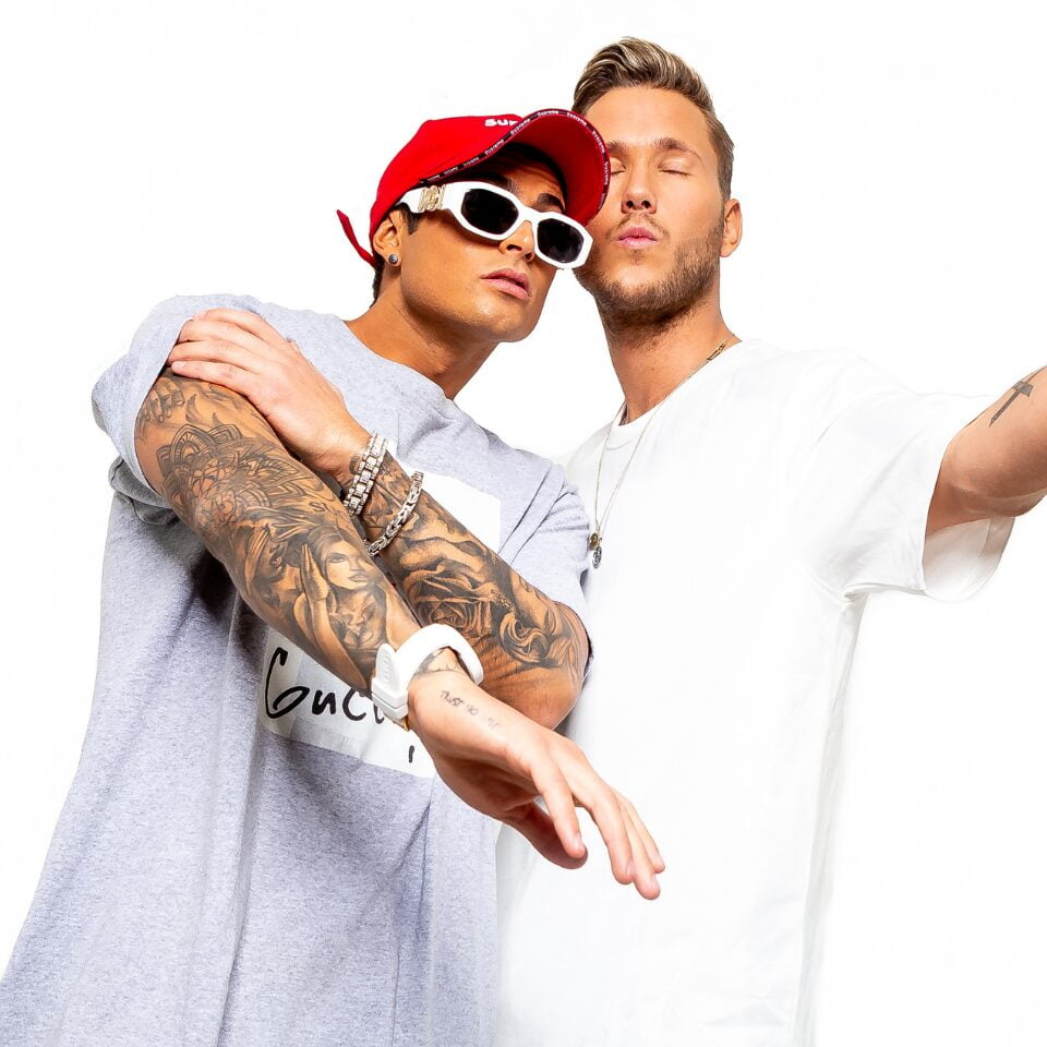 Boka Samir & Viktor här